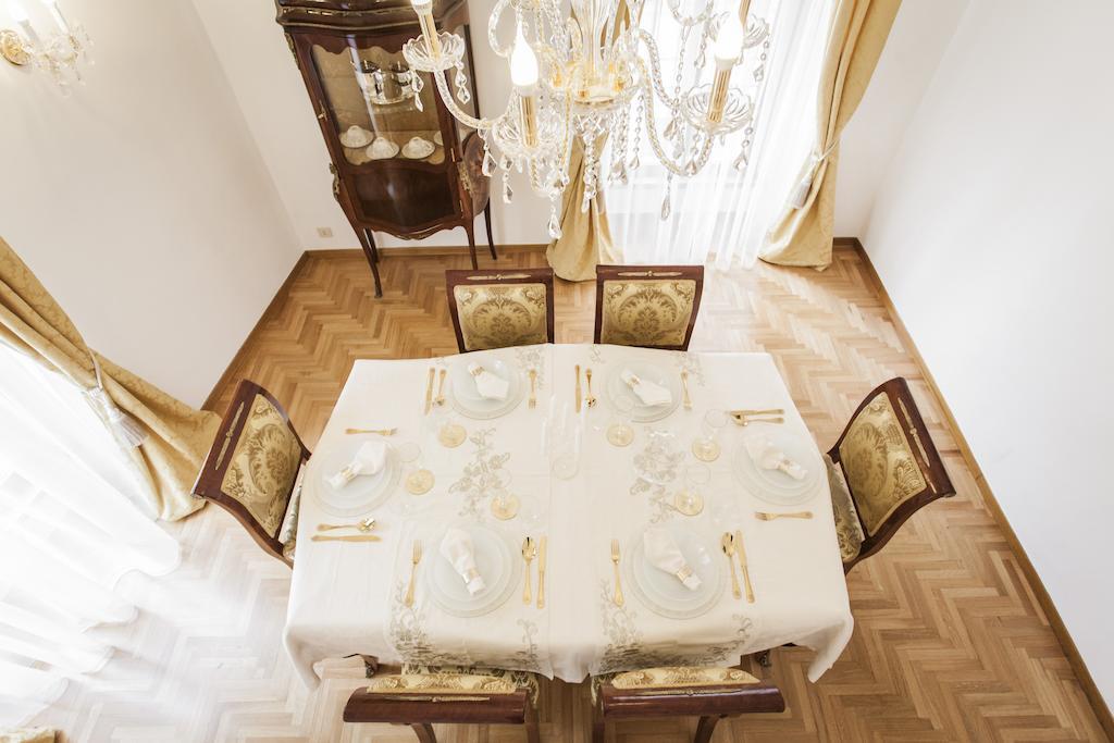 Suite Sarandrea Roma Phòng bức ảnh
